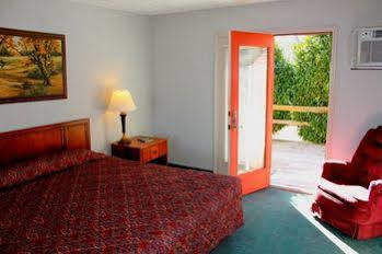 Beaver Lake Lodge Rogers Bagian luar foto